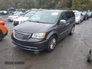 ✅ 2015 Chrysler Town & Country Touring L • VIN: 2C4RC1CG0FR754267 • Lot: 43450195. Listed on IAAI with 131,198 mi. Free auction sales archive from the USA and detailed vehicle history report at DreamBid. Image 17.