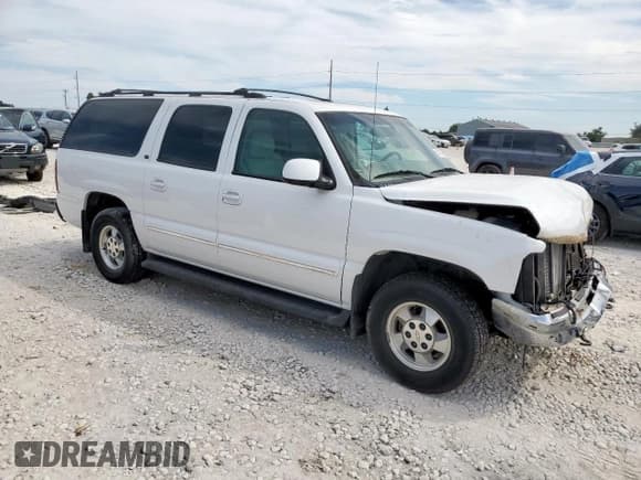 ✅ 2002 Chevrolet Suburban LT • VIN: 3GNEC16Z52G273739 • Lot: 84587565. Listed on Copart with 147,823 mi. Free auction sales archive from the USA and detailed vehicle history report at DreamBid. Image 4.