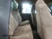 ✅ 2003 Chevrolet Silverado 2500HD LS • VIN: 1GCHC29U33E188273 • Лот: 67840875. Опубликован ранее на Copart с пробегом 248 529 миль. Бесплатный доступ к архиву аукционных продаж из США и подробный отчёт об истории автомобиля на DreamBid. Изображение 10.