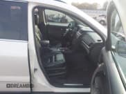 ✅ 2013 Chevrolet Traverse LTZ • VIN: 1GNKVLKD3DJ182084 • Lot: 43696089. Wystawiony na IAAI z przebiegiem 196 099 mil. Bezpłatny archiwum sprzedaży aukcyjnych z USA i szczegółowy raport historii pojazdu na DreamBid. Zdjęcie 5.