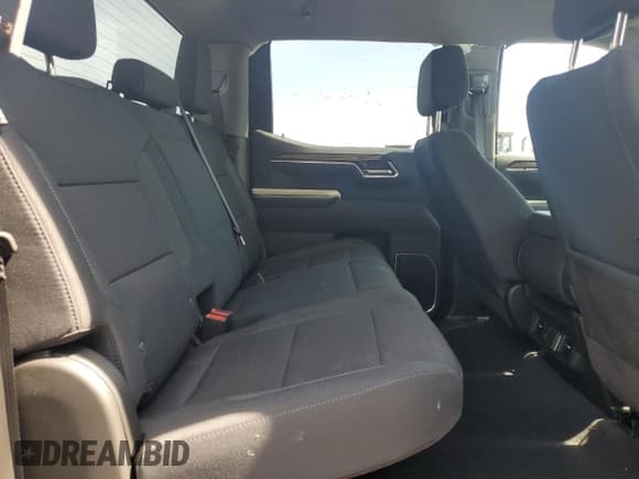 ✅ 2025 Chevrolet Silverado 1500 • VIN: 1GCPKEEK6SZ237851 • Лот: 71095235. Опубликован ранее на Copart с пробегом 3 329 миль. Бесплатный доступ к архиву аукционных продаж из США и подробный отчёт об истории автомобиля на DreamBid. Изображение 10.