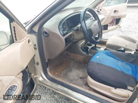 ✅ 2000 Mercury Mystique GS • VIN: 1MEFM653XYK604237 • Lot: 43764822. Listed on IAAI with 139,649 mi. Free auction sales archive from the USA and detailed vehicle history report at DreamBid. Image 5.