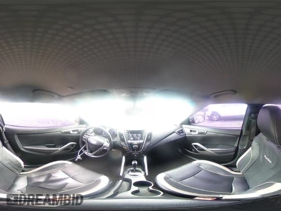 ✅ 2015 Hyundai Veloster Turbo • VIN: KMHTC6AE7FU238961 • Lot: 68967585. Wystawiony na Copart z przebiegiem 97 304 mil. Bezpłatny archiwum sprzedaży aukcyjnych z USA i szczegółowy raport historii pojazdu na DreamBid. Zdjęcie 15.