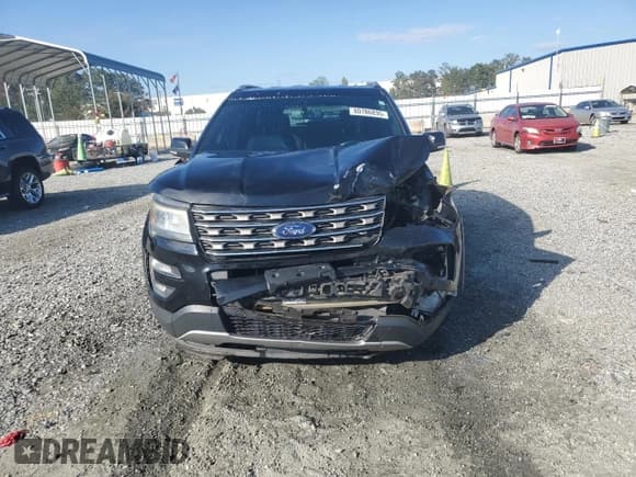 ✅ 2017 Ford Explorer XLT • VIN: 1FM5K7D83HGC02709 • Лот: 80786835. Опубликован ранее на Copart с пробегом 121 654 миль. Бесплатный доступ к архиву аукционных продаж из США и подробный отчёт об истории автомобиля на DreamBid. Изображение 5.