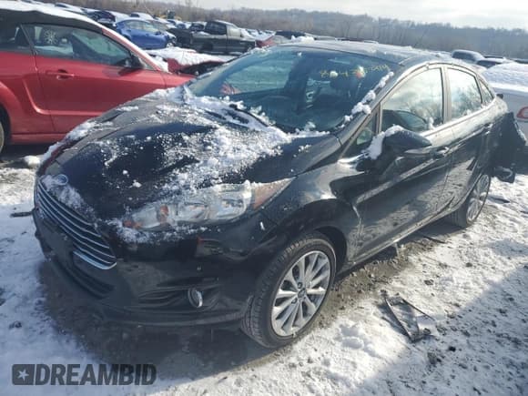 ✅ 2018 Ford Fiesta Titanium • VIN: 3FADP4CJ7JM106345 • Lot: 82435914. Listed on Copart with 83,105 mi. Free auction sales archive from the USA and detailed vehicle history report at DreamBid. Image 1.