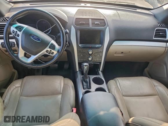 ✅ 2013 Ford Explorer XLT • VIN: 1FM5K7D84DGA78265 • Lot: 93268135. Wystawiony na Copart z przebiegiem 138 829 mil. Bezpłatny archiwum sprzedaży aukcyjnych z USA i szczegółowy raport historii pojazdu na DreamBid. Zdjęcie 8.