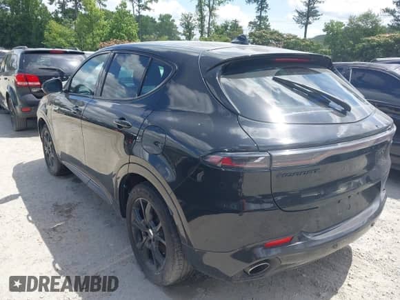 2024 Dodge Hornet R/T z VIN ZACPDFCW2R3A31979, wystawiony jako IAAI lot #42473241 z przebiegiem 34 332 mil mil oraz . Historia ofert i sprzedaży dostępna na DreamBid. Obrazek 3.