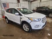 ✅ 2017 Ford Escape SE • VIN: 1FMCU9GD5HUC48386 • Лот: 90955865. Опубликован ранее на Copart с пробегом 212 196 миль. Бесплатный доступ к архиву аукционных продаж из США и подробный отчёт об истории автомобиля на DreamBid. Изображение 4.