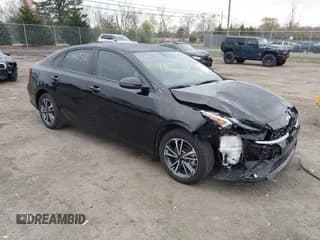 ✅ 2023 Kia Forte LXS • VIN: 3KPF24AD4PE553765 • Лот: 41941252. Опубликован ранее на IAAI с пробегом 34 404 миль. Бесплатный доступ к архиву аукционных продаж из США и подробный отчёт об истории автомобиля на DreamBid. Изображение 1.