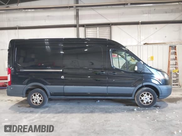 ✅ 2015 Ford Transit Cargo • VIN: 1FTYR2CM8FKA73018 • Лот: 43504238. Опубликован ранее на IAAI с пробегом 228 357 миль. Бесплатный доступ к архиву аукционных продаж из США и подробный отчёт об истории автомобиля на DreamBid. Изображение 13.