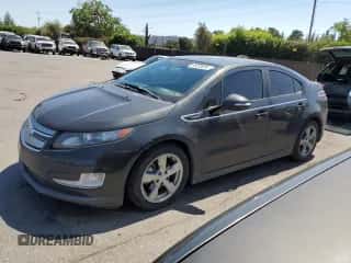 2015 Chevrolet Volt z VIN 1G1RD6E42FU124744, wystawiony jako Copart lot #55039934 z przebiegiem 278 047 mil mil oraz . Historia ofert i sprzedaży dostępna na DreamBid. Obrazek 1.