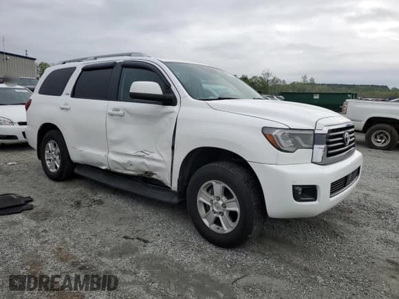 ✅ 2019 Toyota Sequoia SR5 • VIN: 5TDZY5G12KS073656 • Lot: 52772455. Listed on Copart with 158,968 mi. Free auction sales archive from the USA and detailed vehicle history report at DreamBid. Image 4.