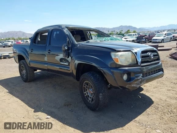 ✅ 2006 Toyota Tacoma • VIN: 3TMLU42N46M003779 • Lot: 43040781. Listed on IAAI with 233,346 mi. Free auction sales archive from the USA and detailed vehicle history report at DreamBid. Image 1.