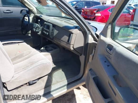 2003 Dodge Dakota SLT with VIN 1D7HL42X03S259713, listed as a IAAI auction lot 42292020 with 179,537 mi miles and . Bid and sale history available at DreamBid. Image 5.