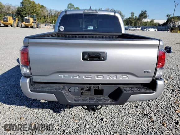 ✅ 2020 Toyota Tacoma SR5 • VIN: 3TMAZ5CNXLM138273 • Lot: 90798455. Listed on Copart with 59,246 mi. Free auction sales archive from the USA and detailed vehicle history report at DreamBid. Image 6.