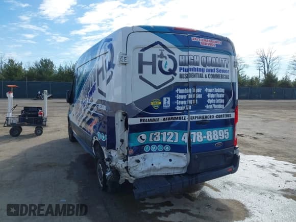 ✅ 2017 Ford Transit • VIN: 1FTYR2CM1HKB20585 • Лот: 41769400. Опубликован ранее на IAAI с пробегом Не указан. Бесплатный доступ к архиву аукционных продаж из США и подробный отчёт об истории автомобиля на DreamBid. Изображение 3.