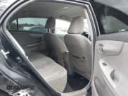 ✅ 2010 Toyota Corolla LE • VIN: 1NXBU4EE9AZ317502 • Лот: 43542697. Опубликован ранее на IAAI с пробегом 240 230 миль. Бесплатный доступ к архиву аукционных продаж из США и подробный отчёт об истории автомобиля на DreamBid. Изображение 8.