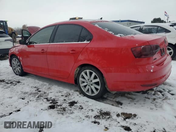 ✅ 2015 Volkswagen Jetta S • VIN: 3VW2K7AJ5FM264580 • Лот: 87105335. Опубликован ранее на Copart с пробегом 227 619 миль. Бесплатный доступ к архиву аукционных продаж из США и подробный отчёт об истории автомобиля на DreamBid. Изображение 2.
