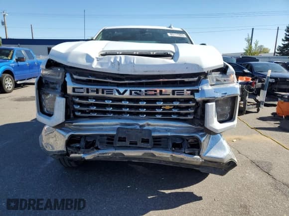 ✅ 2022 Chevrolet Silverado 2500HD • VIN: 1GC2YPEY3NF282308 • Lot: 85117865. Wystawiony na Copart z przebiegiem 186 322 mil. Bezpłatny archiwum sprzedaży aukcyjnych z USA i szczegółowy raport historii pojazdu na DreamBid. Zdjęcie 5.