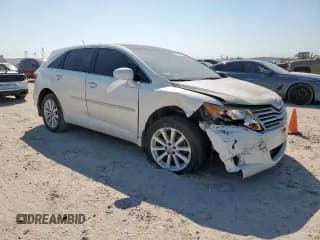 ✅ 2010 Toyota Venza • VIN: 4T3ZA3BB0AU027345 • Lot: 83955835. Listed on Copart with 221,895 mi. Free auction sales archive from the USA and detailed vehicle history report at DreamBid. Image 4.