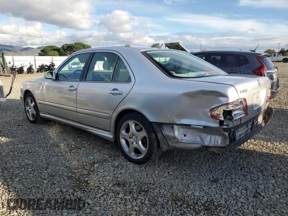 ✅ 2001 Mercedes-Benz E 320 • VIN: WDBJF70J01B300209 • Лот: 93769405. Опубликован ранее на Copart с пробегом 149 213 миль. Бесплатный доступ к архиву аукционных продаж из США и подробный отчёт об истории автомобиля на DreamBid. Изображение 2.