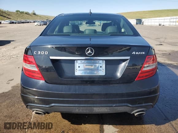 ✅ 2013 Mercedes-Benz C 300 Sport • VIN: WDDGF8AB7DR245588 • Lot: 58091295. Wystawiony na Copart z przebiegiem 90 242 mil. Bezpłatny archiwum sprzedaży aukcyjnych z USA i szczegółowy raport historii pojazdu na DreamBid. Zdjęcie 6.