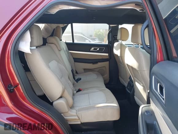 ✅ 2016 Ford Explorer XLT • VIN: 1FM5K7D80GGC01614 • Lot: 42327438. Listed on IAAI with 74,575 mi. Free auction sales archive from the USA and detailed vehicle history report at DreamBid. Image 8.