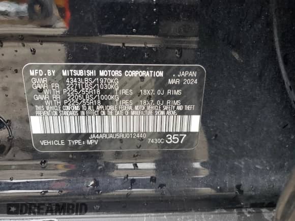 2024 Mitsubishi Outlander S z VIN JA4ARUAU5RU012440, wystawiony jako Copart lot #85601625 z przebiegiem 27 697 mil mil oraz Szkoda całkowita • Salvage title. Historia ofert i sprzedaży dostępna na DreamBid. Obrazek 14.