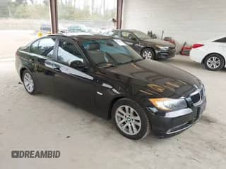 2006 BMW 3 Series 325i z VIN WBAVB13586PT12349, wystawiony jako IAAI lot #43094856 z przebiegiem 139 300 mil mil oraz . Historia ofert i sprzedaży dostępna na DreamBid. Obrazek 1.