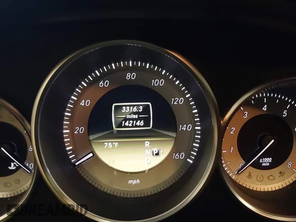 ✅ 2012 Mercedes-Benz CLS 550 • VIN: WDDLJ7DB5CA026418 • Лот: 42183810. Опубликован ранее на IAAI с пробегом 142 146 миль. Бесплатный доступ к архиву аукционных продаж из США и подробный отчёт об истории автомобиля на DreamBid. Изображение 7.