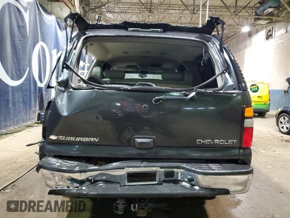 ✅ 2005 Chevrolet Suburban LT • VIN: 3GNFK16Z75G156059 • Лот: 84694894. Опубликован ранее на Copart с пробегом 156 685 миль. Бесплатный доступ к архиву аукционных продаж из США и подробный отчёт об истории автомобиля на DreamBid. Изображение 6.