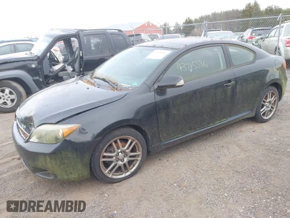 ✅ 2005 Scion tC • VIN: JTKDE177150058548 • Lot: 43715586. Wystawiony na IAAI z przebiegiem 240 172 mil. Bezpłatny archiwum sprzedaży aukcyjnych z USA i szczegółowy raport historii pojazdu na DreamBid. Zdjęcie 2.
