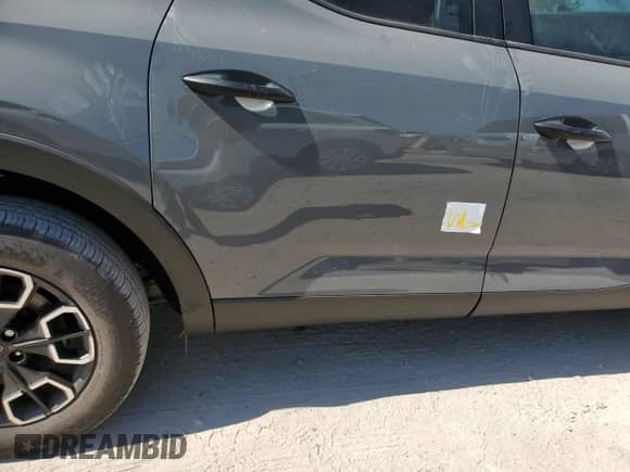 2024 Hyundai Santa Cruz SEL с VIN 5NTJCDDE7RH124941, выставлен на аукционе Copart как лот 75405364 с пробегом 1 304 миль миль и На запчасти • Non repairable. История ставок и продаж доступна на DreamBid. Изображение 12.