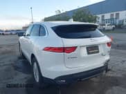 ✅ 2019 Jaguar F-Pace 25t • VIN: SADCS2FXXKA358277 • Lot: 41626419. Wystawiony na IAAI z przebiegiem 59 535 mil. Bezpłatny archiwum sprzedaży aukcyjnych z USA i szczegółowy raport historii pojazdu na DreamBid. Zdjęcie 3.