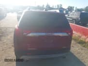 ✅ 2018 GMC Acadia SLT • VIN: 1GKKNULS2JZ158260 • Lot: 43358063. Wystawiony na IAAI z przebiegiem 240 067 mil. Bezpłatny archiwum sprzedaży aukcyjnych z USA i szczegółowy raport historii pojazdu na DreamBid. Zdjęcie 17.