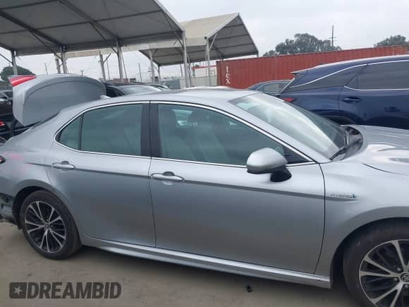 2020 Toyota Camry Hybrid SE с VIN 4T1G31AK2LU536811, выставлен на аукционе IAAI как лот 42558739 с пробегом 44 849 миль миль и . История ставок и продаж доступна на DreamBid. Изображение 13.