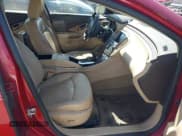 ✅ 2013 Buick LaCrosse Leather • VIN: 1G4GC5E31DF121074 • Lot: 42585795. Wystawiony na IAAI z przebiegiem 132 045 mil. Bezpłatny archiwum sprzedaży aukcyjnych z USA i szczegółowy raport historii pojazdu na DreamBid. Zdjęcie 5.