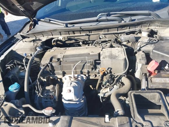 ✅ 2015 Honda Accord LX • VIN: 1HGCR2F38FA193003 • Lot: 43666508. Listed on IAAI with 142,930 mi. Free auction sales archive from the USA and detailed vehicle history report at DreamBid. Image 10.