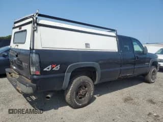 ✅ 2003 Chevrolet Silverado 2500HD LT • VIN: 1GCHK29U73E152525 • Lot: 71241694. Wystawiony na Copart z przebiegiem Nie podano. Bezpłatny archiwum sprzedaży aukcyjnych z USA i szczegółowy raport historii pojazdu na DreamBid. Zdjęcie 3.