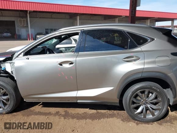 ✅ 2020 Lexus NX 300 F Sport • VIN: JTJSARBZ7L5010244 • Lot: 41624624. Listed on IAAI with 32,590 mi. Free auction sales archive from the USA and detailed vehicle history report at DreamBid. Image 15.