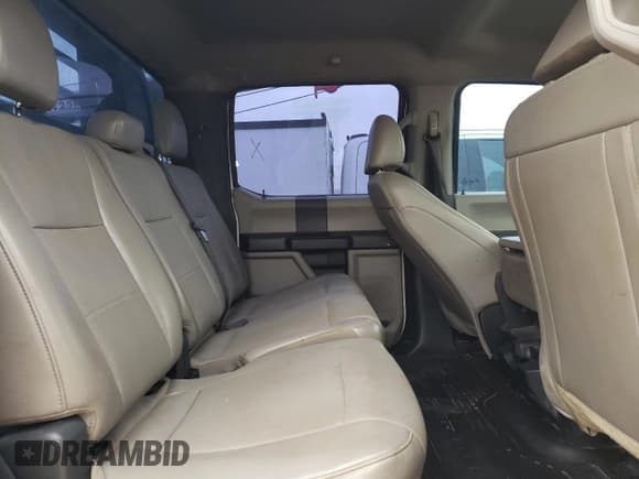 ✅ 2022 Ford F-350 XL • VIN: 1FD8W3HT5NEC92798 • Лот: 47594505. Опубликован ранее на Copart с пробегом 98 801 миль. Бесплатный доступ к архиву аукционных продаж из США и подробный отчёт об истории автомобиля на DreamBid. Изображение 10.
