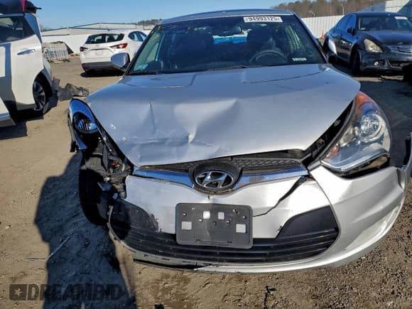 ✅ 2013 Hyundai Veloster w/Black Int • VIN: KMHTC6AD3DU095737 • Lot: 94993125. Wystawiony na Copart z przebiegiem 128 290 mil. Bezpłatny archiwum sprzedaży aukcyjnych z USA i szczegółowy raport historii pojazdu na DreamBid. Zdjęcie 5.