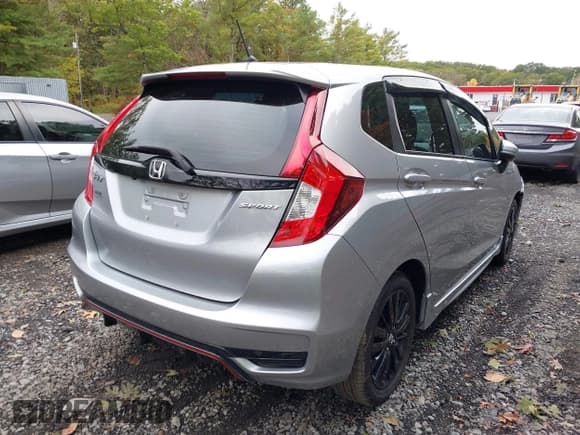 ✅ 2020 Honda Fit Sport • VIN: 3HGGK5H64LM710102 • Лот: 43434111. Опубликован ранее на IAAI с пробегом 13 046 миль. Бесплатный доступ к архиву аукционных продаж из США и подробный отчёт об истории автомобиля на DreamBid. Изображение 4.