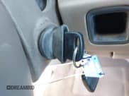 ✅ 2000 Ford Windstar LX • VIN: 2FMZA5145YBA12427 • Lot: 41990471. Wystawiony na IAAI z przebiegiem 97 069 mil. Bezpłatny archiwum sprzedaży aukcyjnych z USA i szczegółowy raport historii pojazdu na DreamBid. Zdjęcie 11.