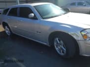 ✅ 2007 Dodge Magnum R/T • VIN: 2D4GZ57237H657635 • Lot: 43156135. Wystawiony na IAAI z przebiegiem 239 267 mil. Bezpłatny archiwum sprzedaży aukcyjnych z USA i szczegółowy raport historii pojazdu na DreamBid. Zdjęcie 6.