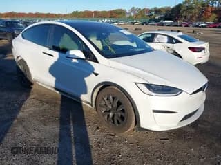 ✅ 2023 Tesla Model X • VIN: 7SAXCBE5XPF375575 • Lot: 43580092. Wystawiony na IAAI z przebiegiem 50 359 mil. Bezpłatny archiwum sprzedaży aukcyjnych z USA i szczegółowy raport historii pojazdu na DreamBid. Zdjęcie 1.