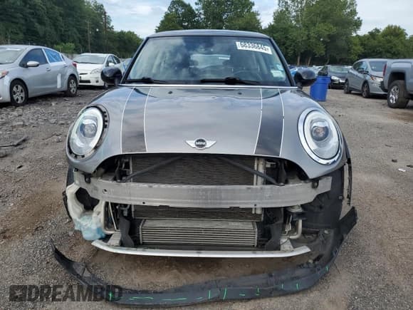 ✅ 2018 MINI Hardtop Cooper • VIN: WMWXP5C50J2G63959 • Lot: 68336845. Listed on Copart with 68,986 mi. Free auction sales archive from the USA and detailed vehicle history report at DreamBid. Image 5.