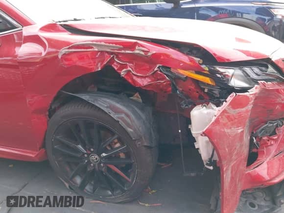 2022 Toyota Camry XSE with VIN 4T1K61BK2NU053869, listed as a IAAI auction lot 42729403 with 41,351 mi miles and . Bid and sale history available at DreamBid. Image 6.