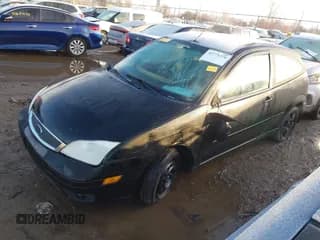 ✅ 2005 Ford Focus S • VIN: 3FAFP31N75R152033 • Lot: 43771270. Listed on IAAI with 134,882 mi. Free auction sales archive from the USA and detailed vehicle history report at DreamBid. Image 1.