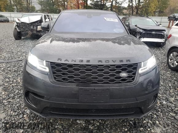 ✅ 2020 Land Rover Range Rover Velar S • VIN: SALYB2EX9LA274979 • Lot: 87381985. Wystawiony na Copart z przebiegiem 60 166 mil. Bezpłatny archiwum sprzedaży aukcyjnych z USA i szczegółowy raport historii pojazdu na DreamBid. Zdjęcie 5.